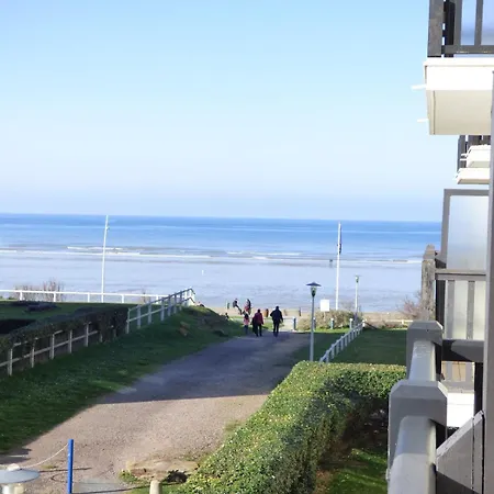 En Bord De Mer, Piscine Et Tennis Apartment *